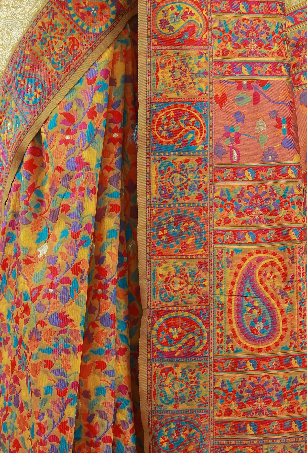 Kani Weave Silk Wool Saree with Golden Border & Unstitched Blouse