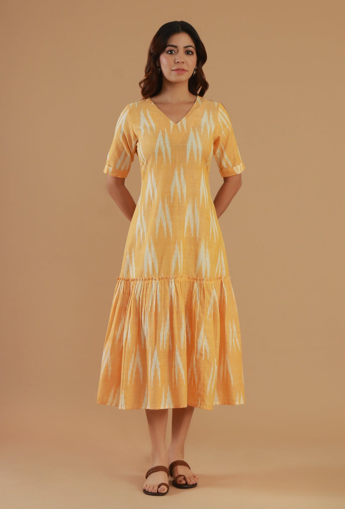 Mustard Ikat Cotton V-Neck Tiered Midi Dress サイズ S