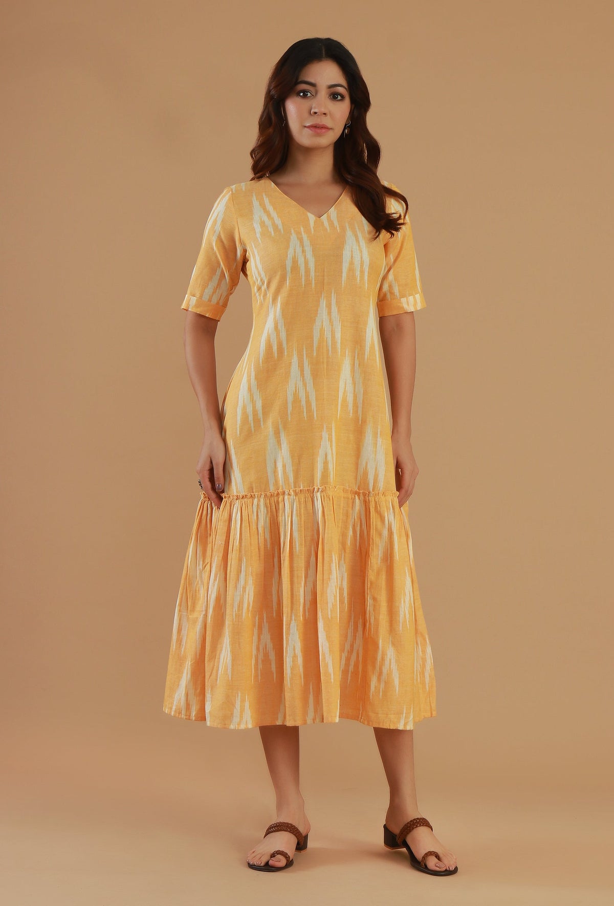 Mustard Ikat Cotton V-Neck Tiered Midi Dress サイズ L