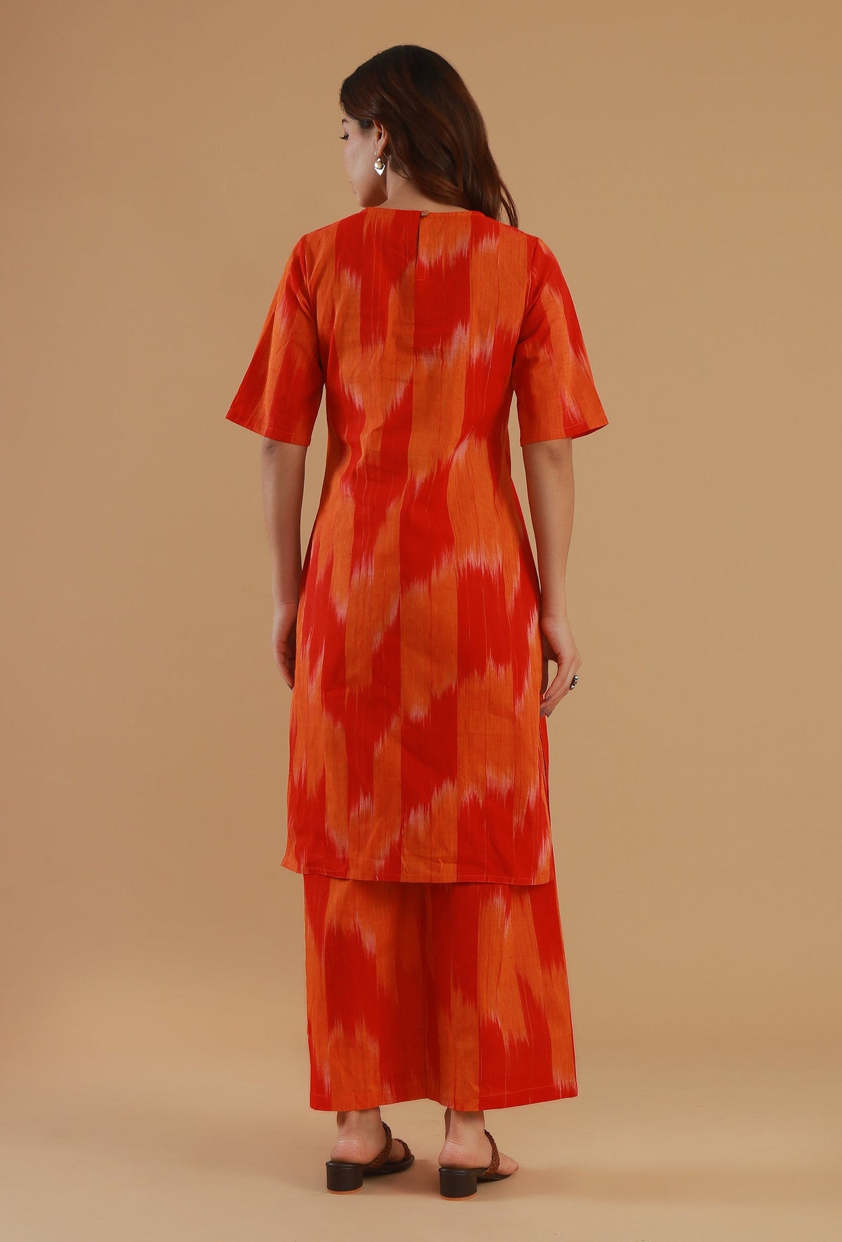 Set of 2: Orange Ikat Cotton Straight Kurta with Wide-Leg Pant クルタ XL・パンツ M