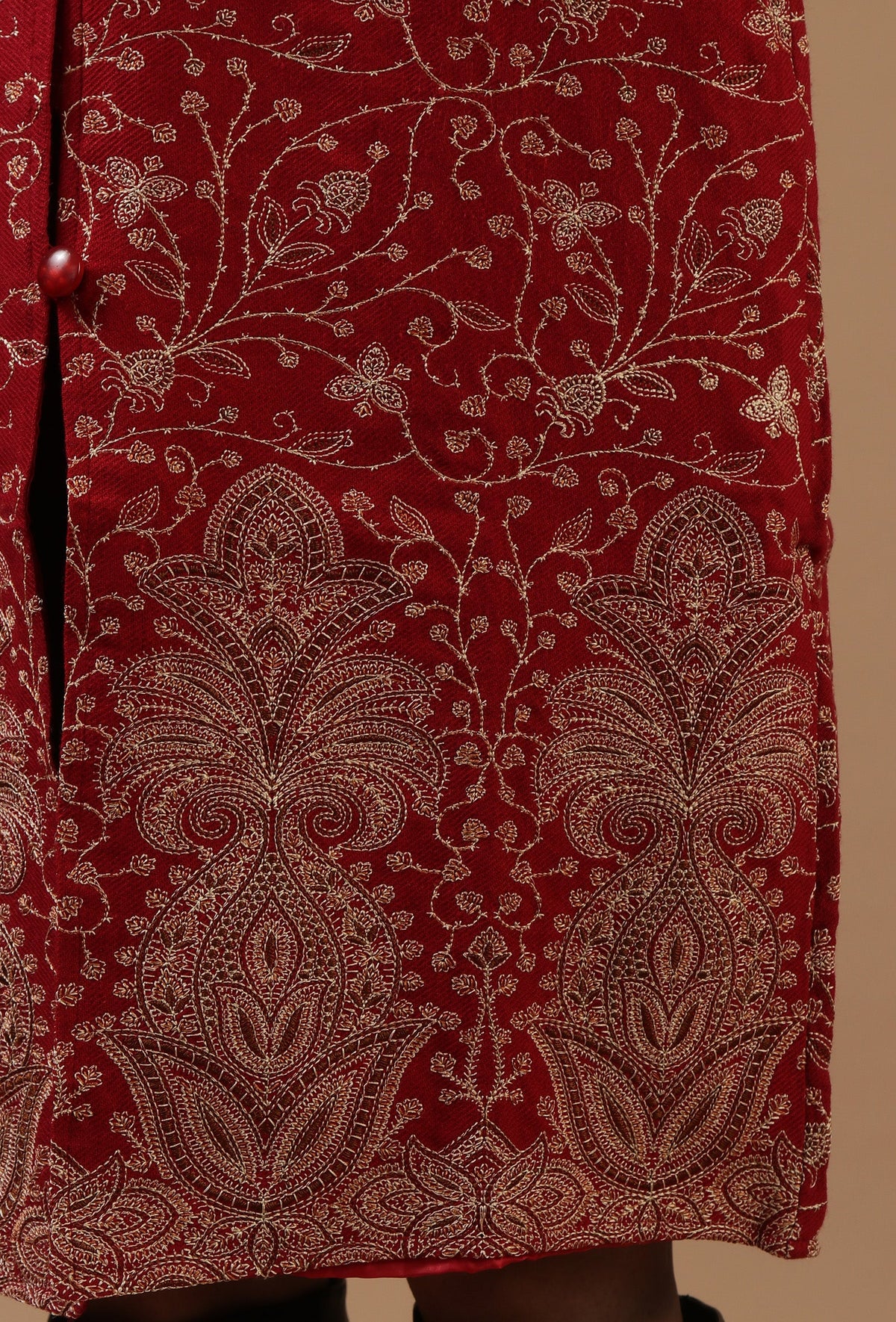 Maroon Kashmiri Aari Embroidered Woollen Long Jacket サイズ L
