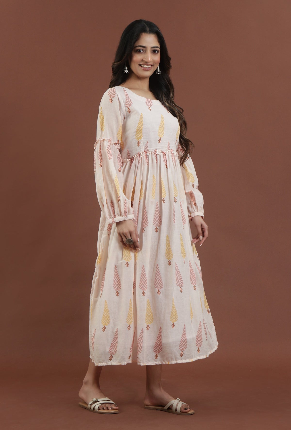 Blush Pink Leaf Printed Gathered Maxi Dress サイズ M