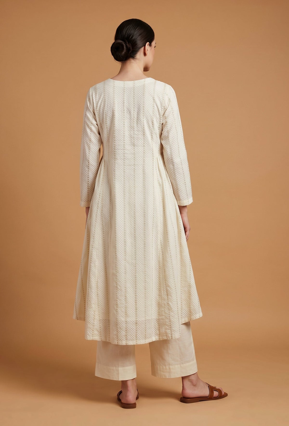 Set of 2: Ivory Cotton Lurex Self Design A-Line Kurta & Pant Set クルタ L・パンツ XS