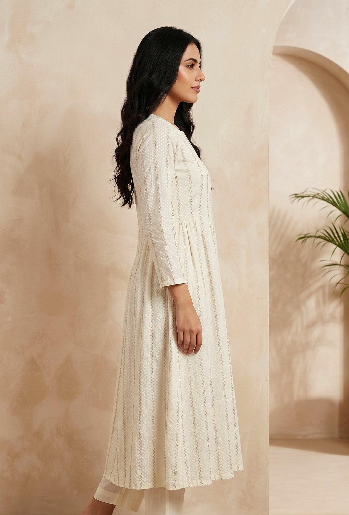 Women's Ivory Cotton Lurex Self Design A-Line Kurta サイズ XS