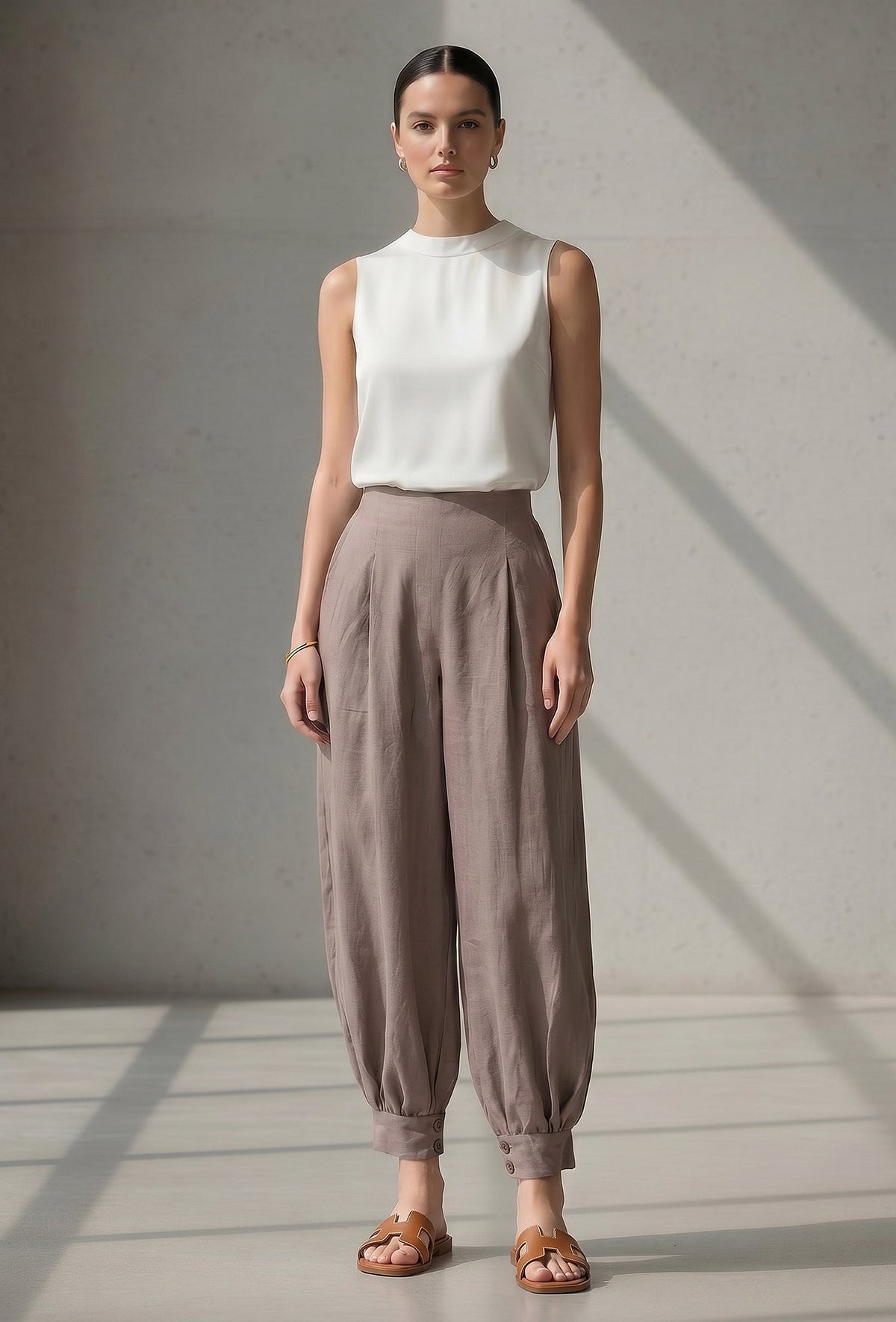 High-Waisted Pleated Harem Pants サイズ S