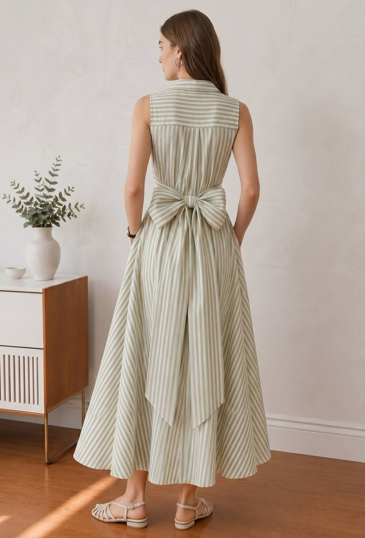 Sage Green Striped Sleeveless Wrap Maxi Dress with Waist Tie-Up サイズ XS