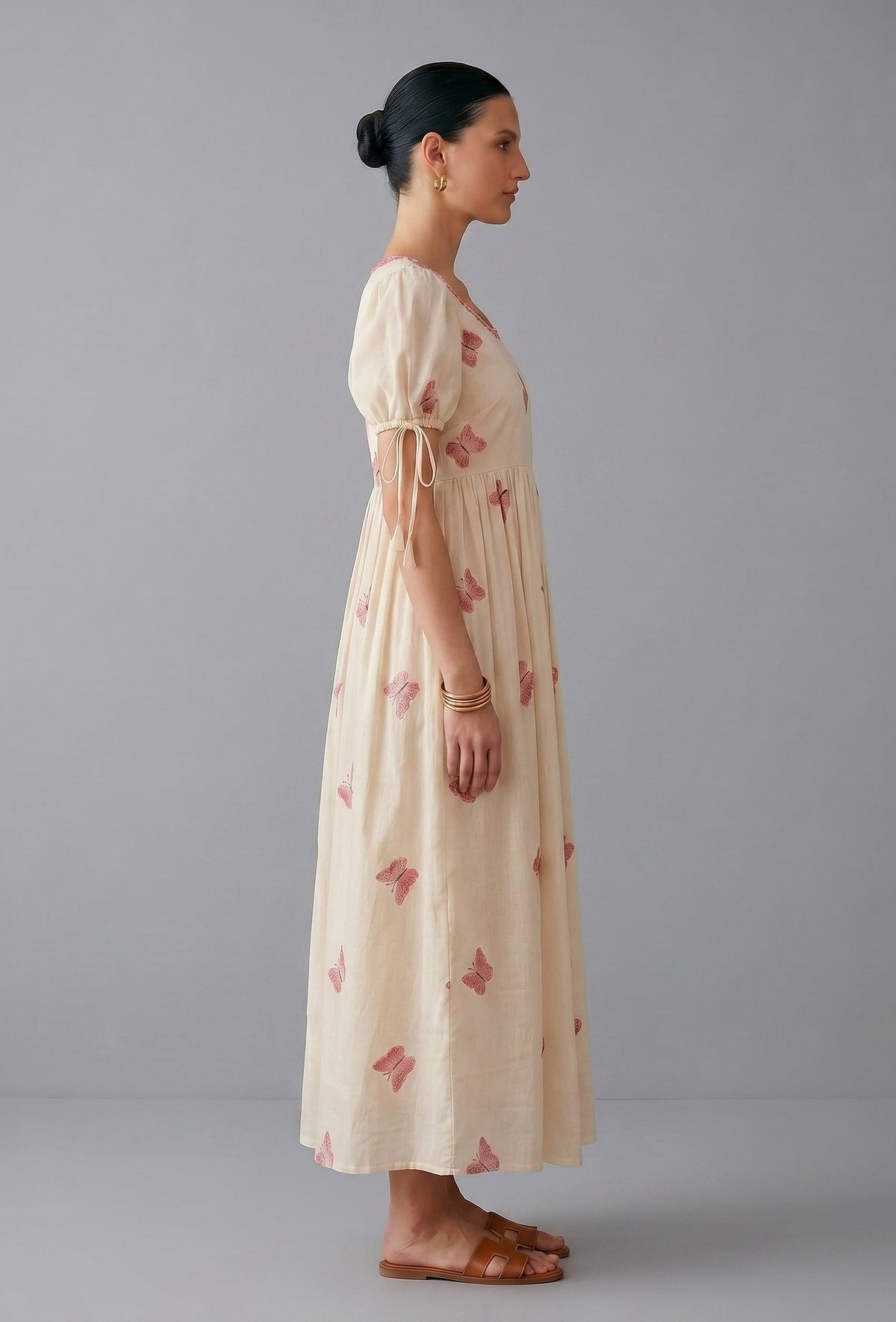 Ivory Pink Butterfly Embroidered Cotton Gown サイズ M