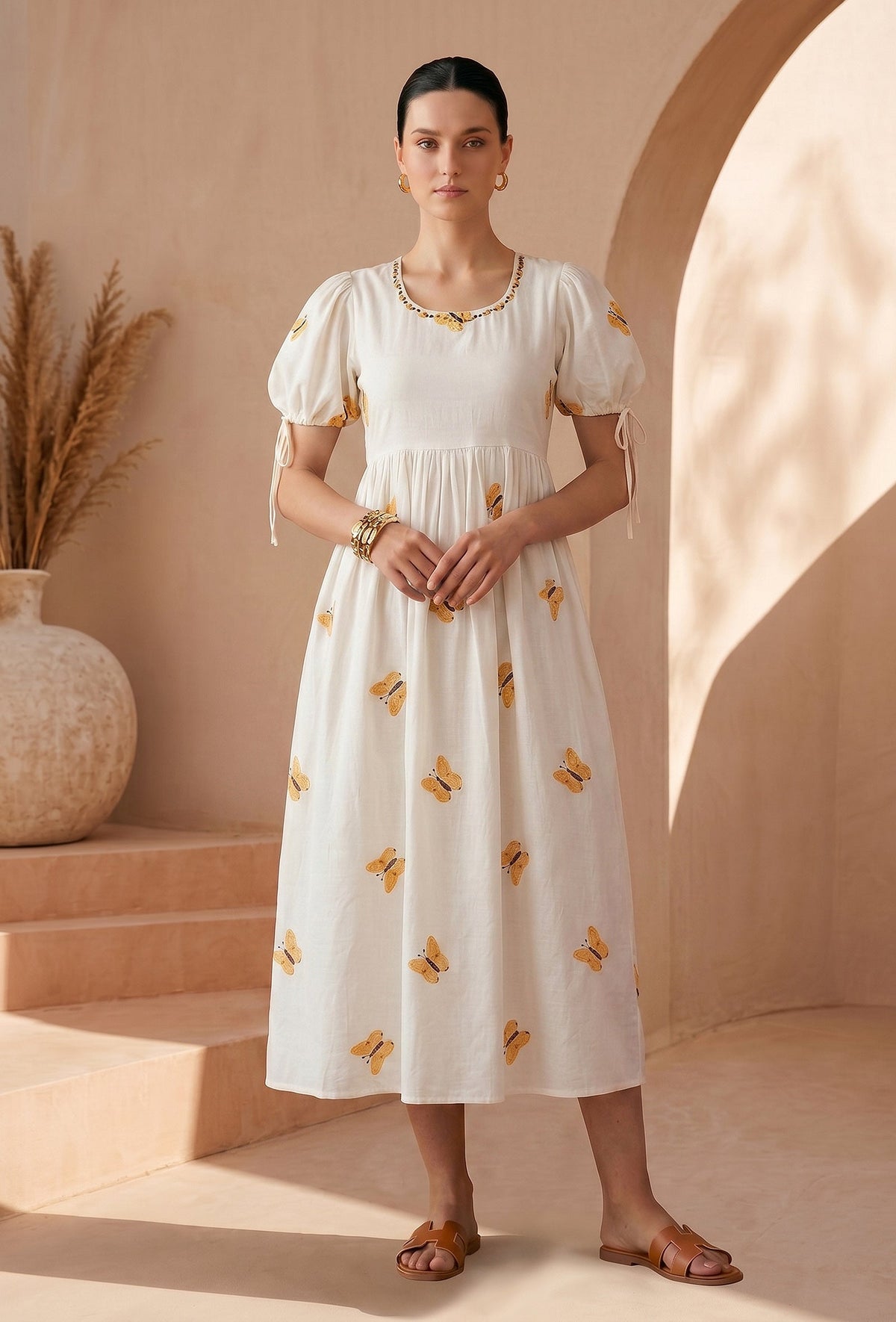 Ivory Butterfly Embroidered Cotton Gown Dress サイズ L