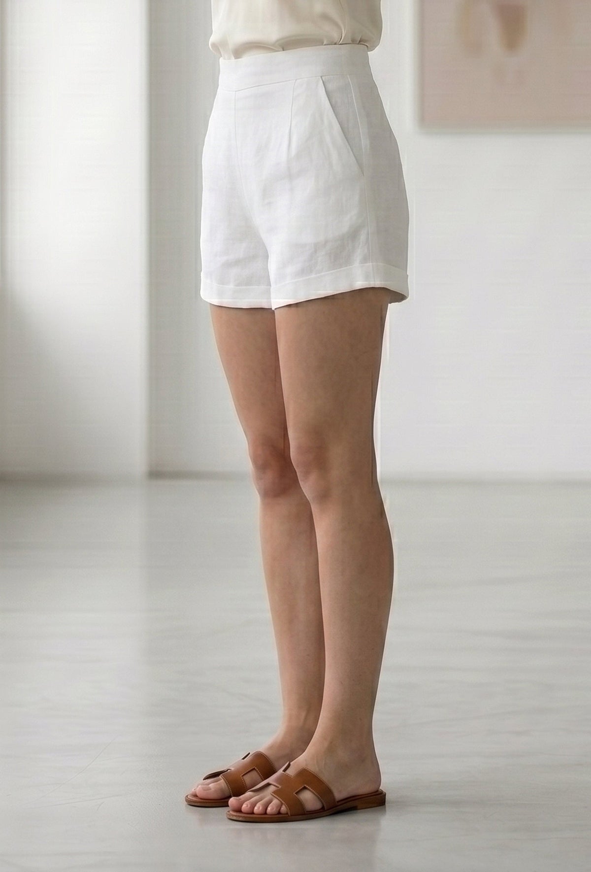 White Cotton Summer Shorts サイズ M