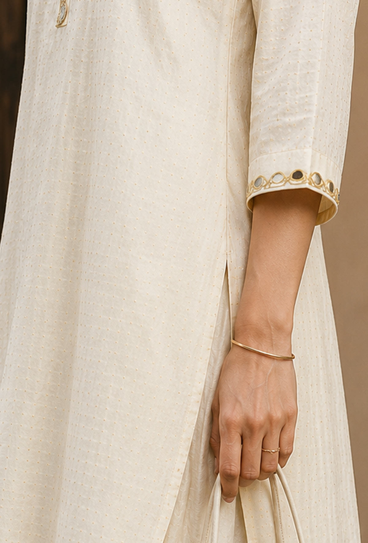 Set of 2: Ivory Noor Embroidery Silk Cotton Kurta & Satin Dhoti Pant クルタ S・パンツ L