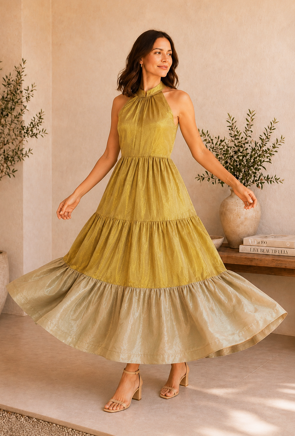 Golden & Beige Tissue Silk Tiered Halter Maxi Dress サイズ M