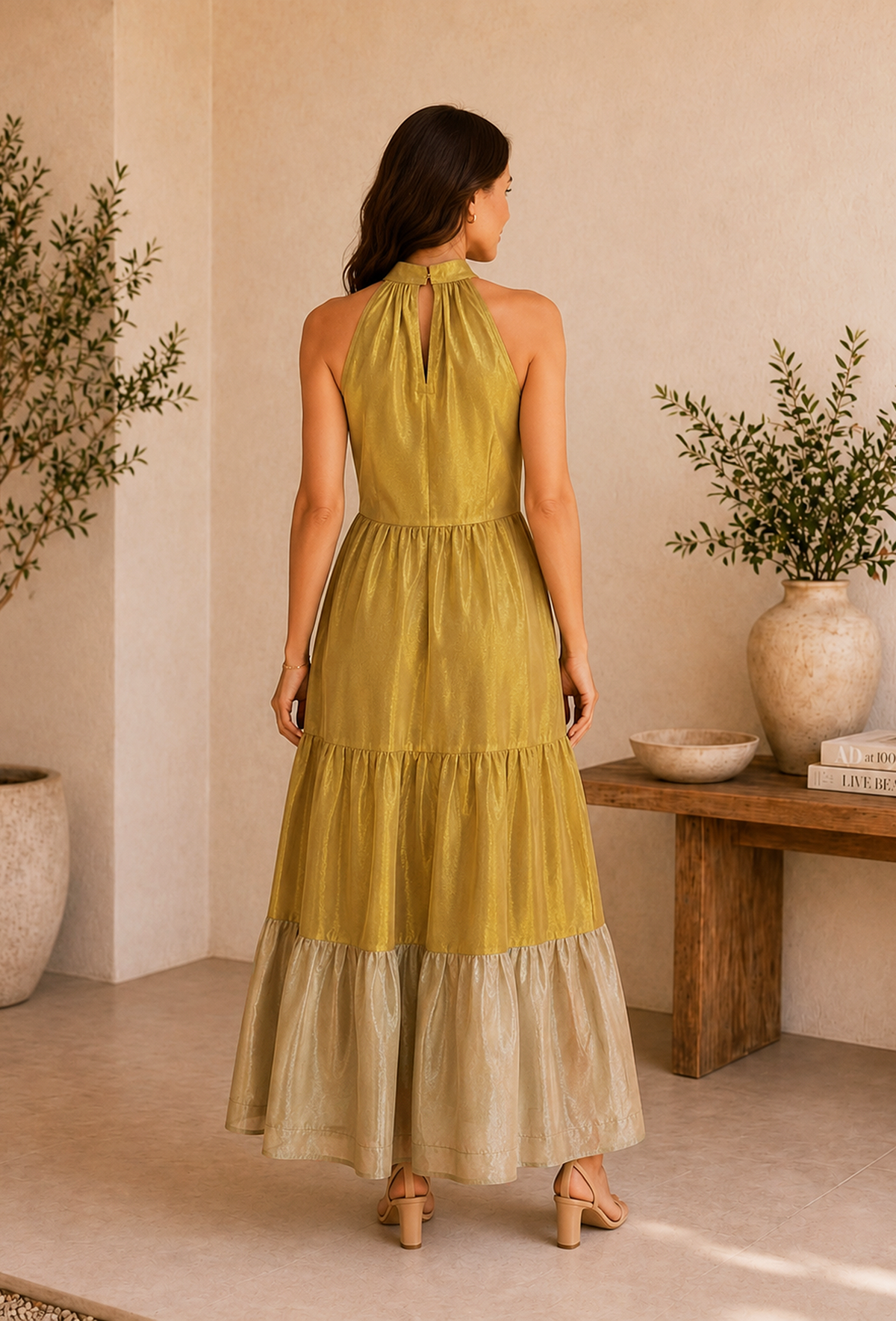 Golden & Beige Tissue Silk Tiered Halter Maxi Dress サイズ XL