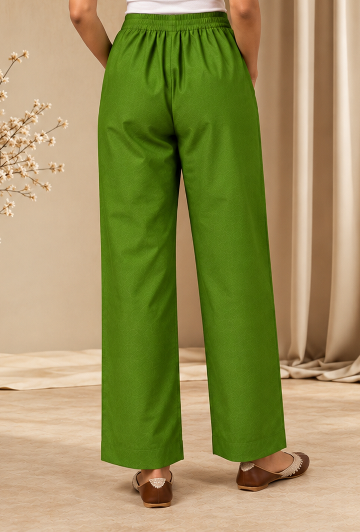 Set of 2: Olive Green Cashmilon Phiran & Pant Set with Kutch Embroidered Lace パンツ XS