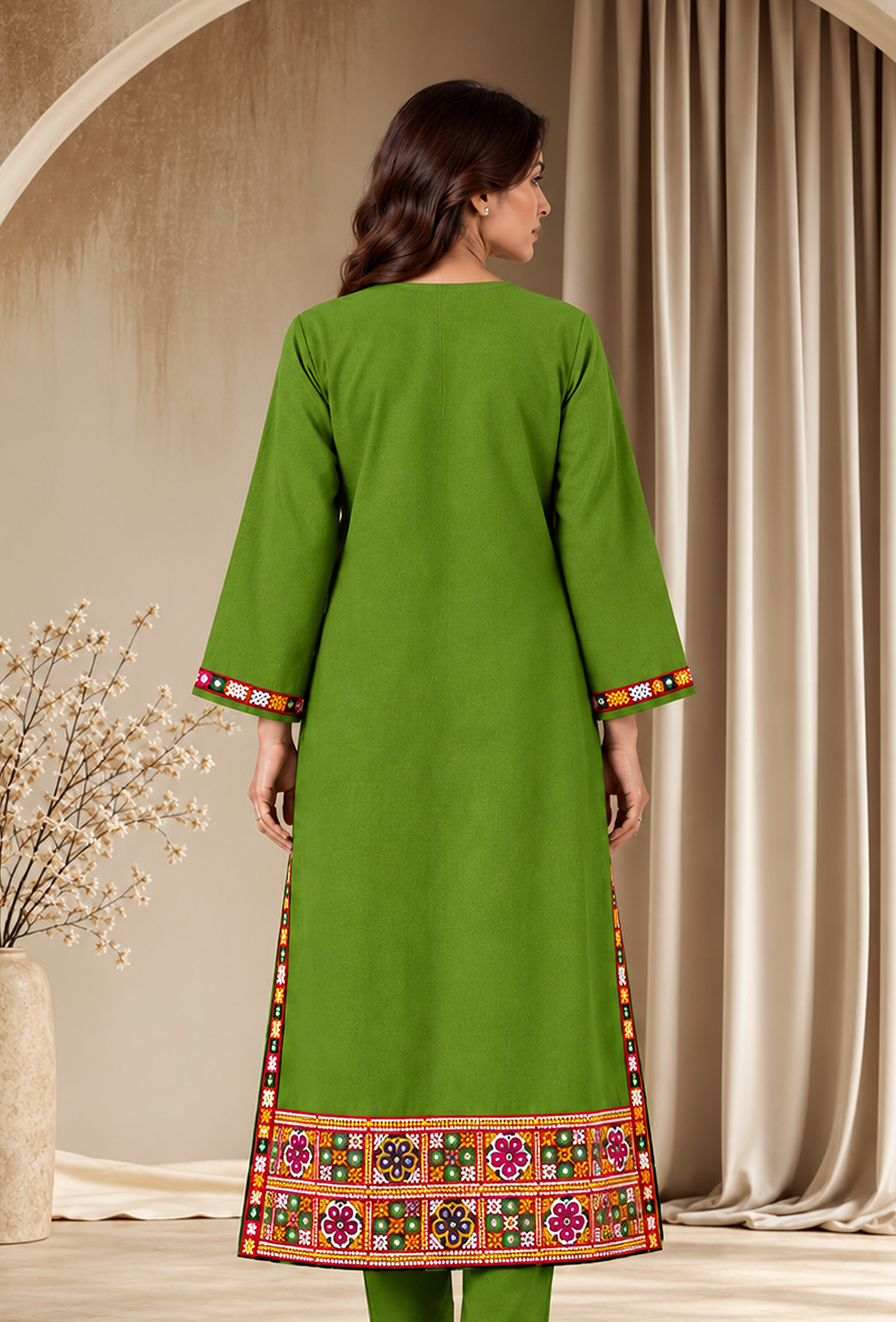 Olive Green Cashmilon Phiran with Kutch Embroidered Lace サイズ フリーサイズ