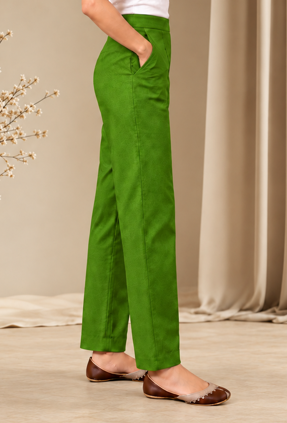 Olive Green Cashmilon Straight-Fit Pants サイズ M
