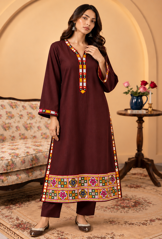 Set of 2: Wine Brown Cashmilon Phiran & Pant Set with Kutch Embroidered Lace パンツ M