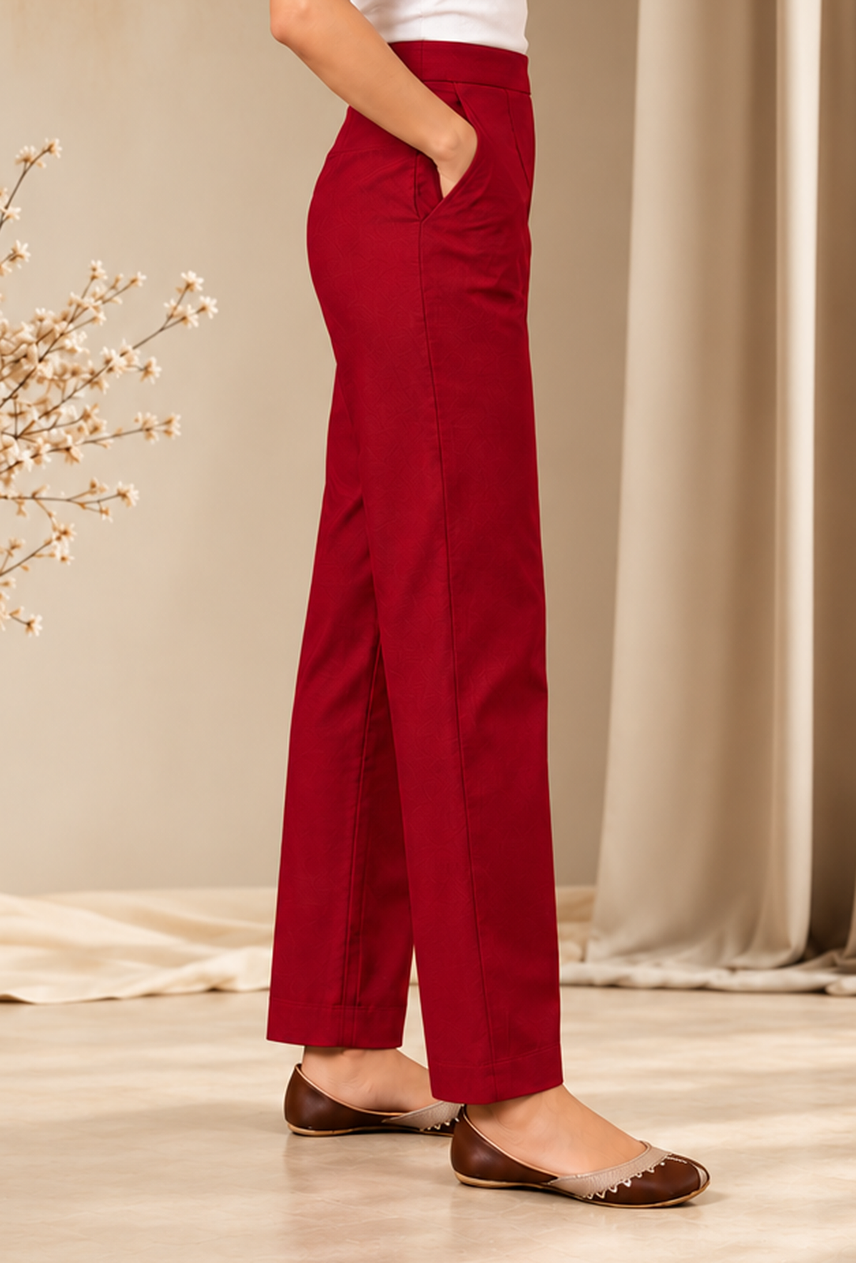 Ruby Red Cashmilon Straight-Fit Pants サイズ XL