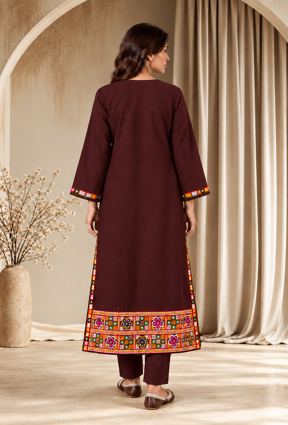 Set of 2: Burgundy Cashmilon Phiran & Pant Set with Kutch Embroidered Lace パンツ XL