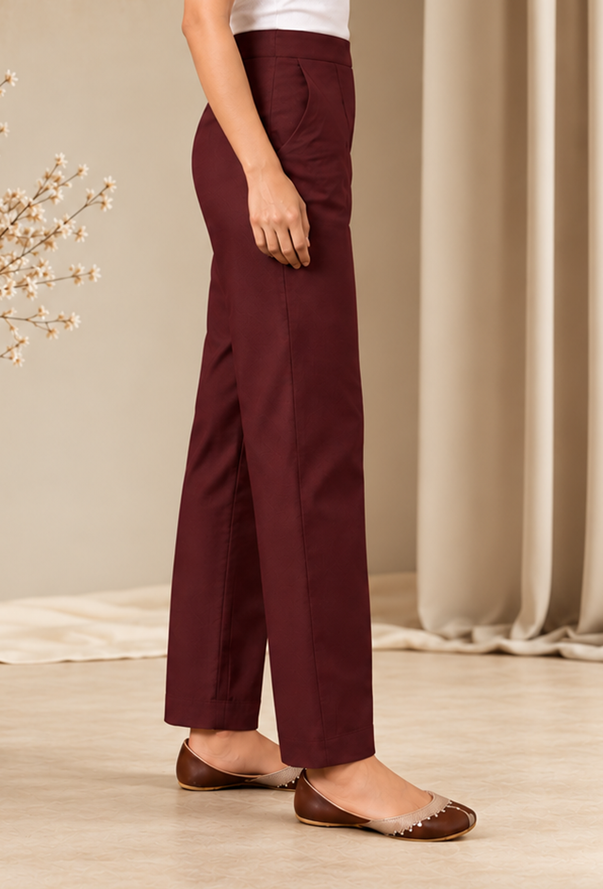 Set of 2: Burgundy Cashmilon Phiran & Pant Set with Kutch Embroidered Lace パンツ M
