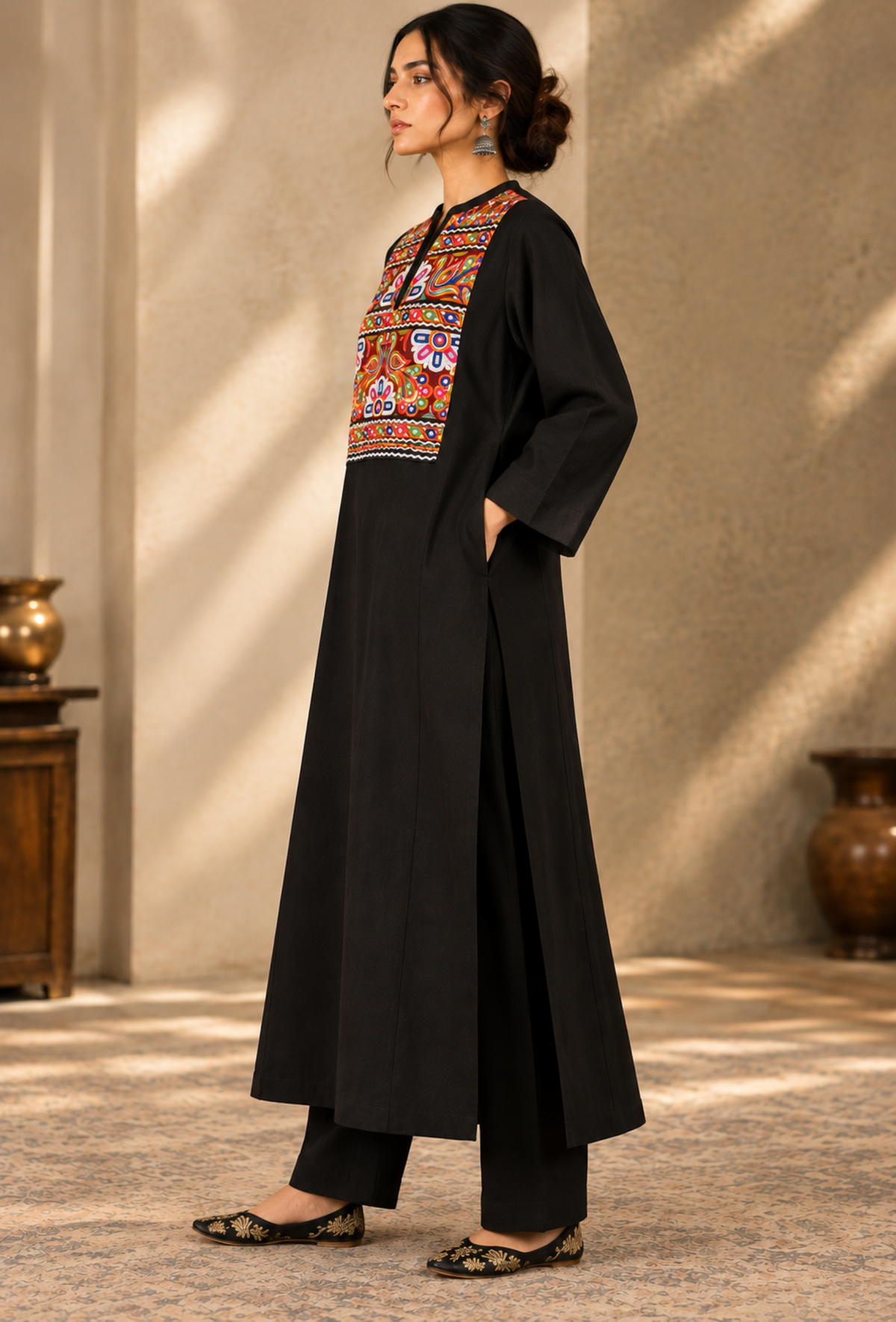Set of 2: Black Cashmilon Phiran & Pant Set with Kutch Embroidered Lace パンツ M