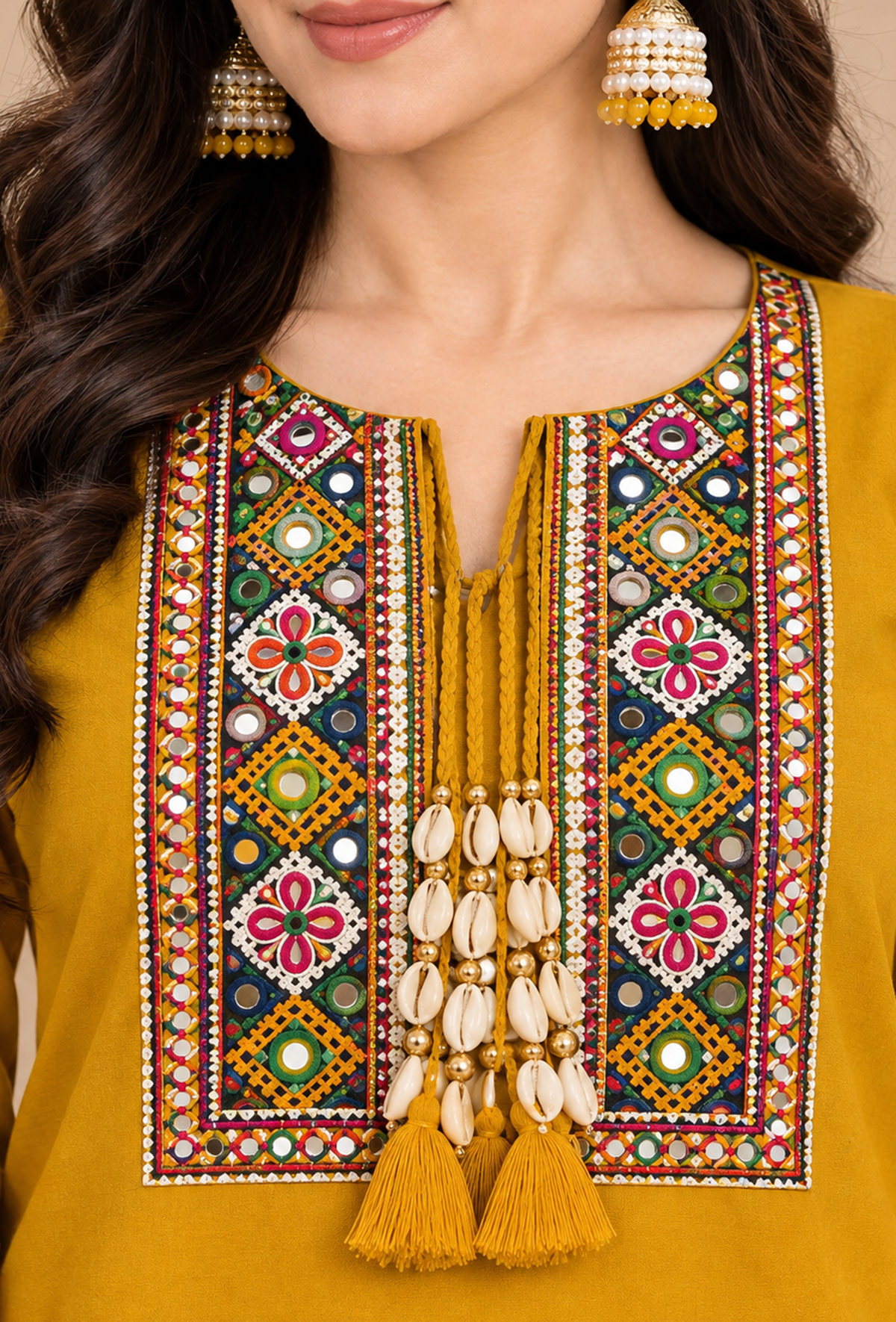 Set of 2: Mustard Cashmilon Gamthi Embroidered Phiran & Pant Set パンツ M