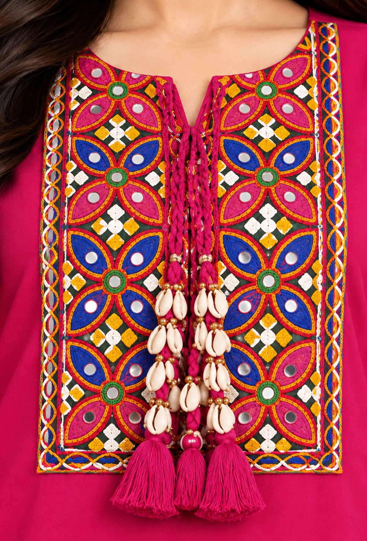 Rani Pink Multicolour Cashmilon Gamthi Embroidered Phiran サイズ フリーサイズ