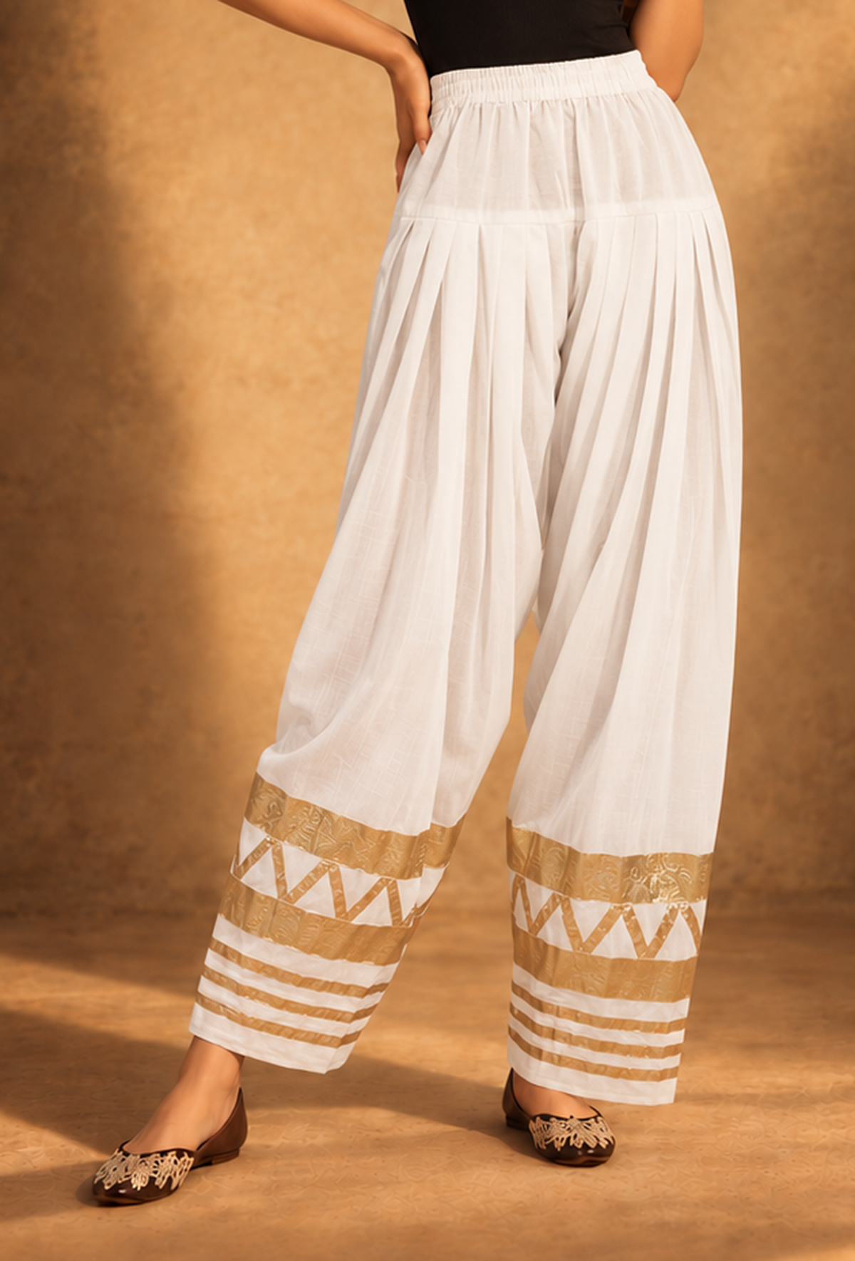 Set of 2: Cocoa Charm Chanderi Kurta & Ivory Salwar Set with Golden Lace クルタ S・サルワール M