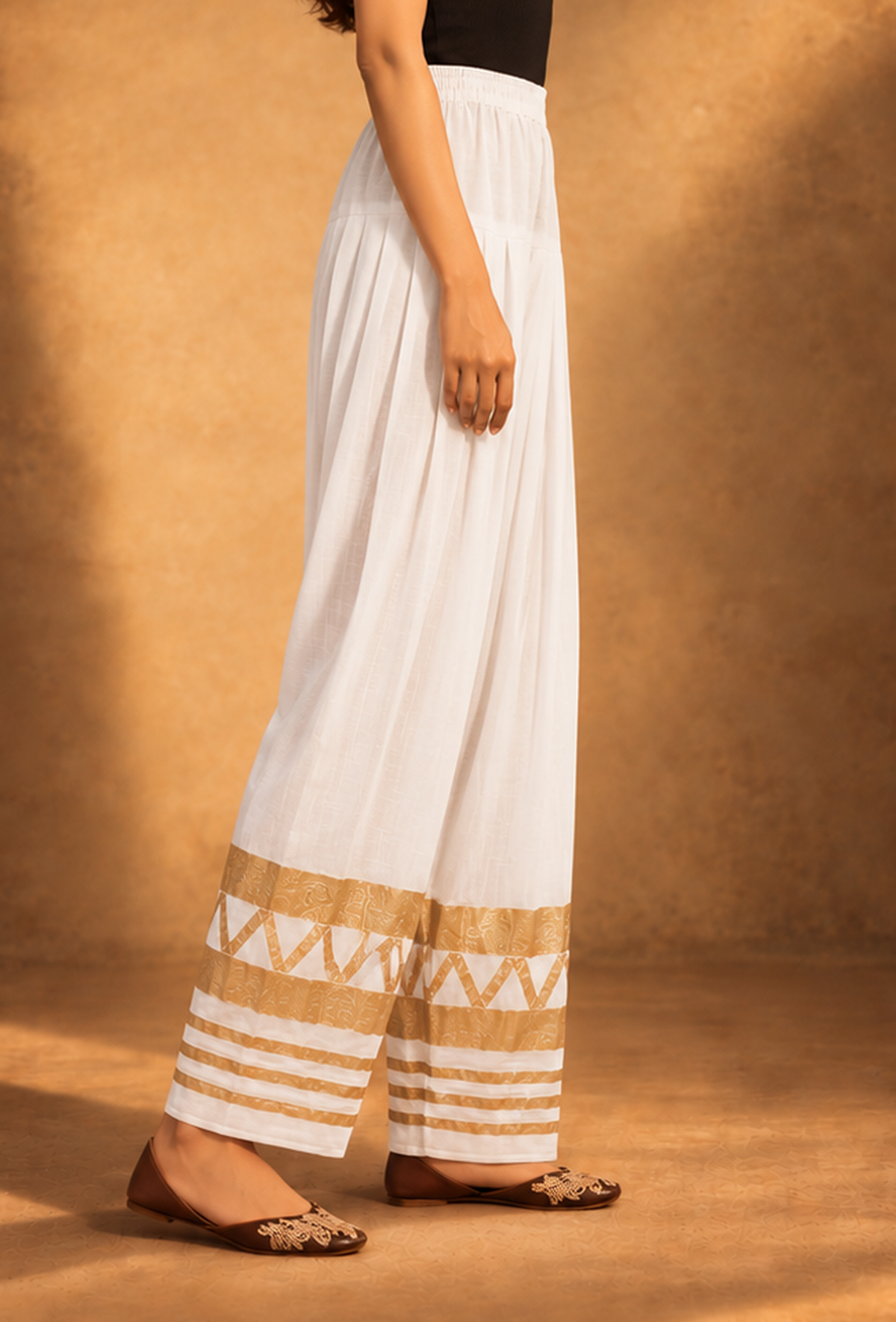 Set of 2: Cocoa Charm Chanderi Kurta & Ivory Salwar Set with Golden Lace クルタ M・サルワール M
