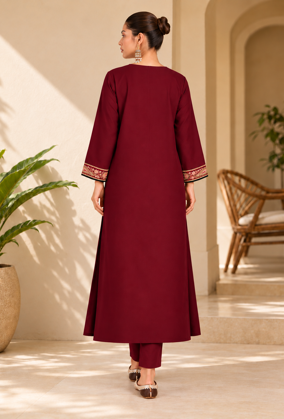 Set of 2: Red Cashmilon Kashmiri Embroidered Lace Phiran with Pant パンツ XL