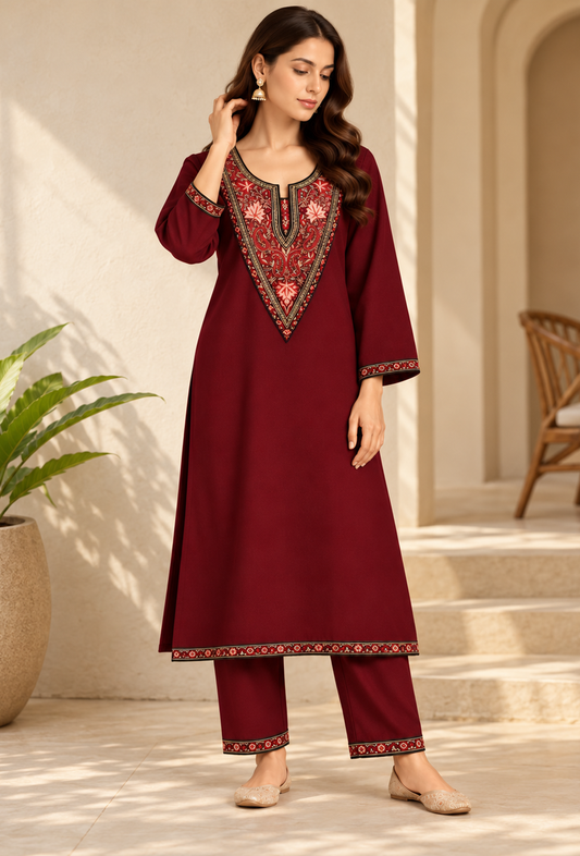 Set of 2: Rivaayat Ruby Maroon Cashmilon Kashmiri Embroidered Lace Phiran & Pant Set パンツ M