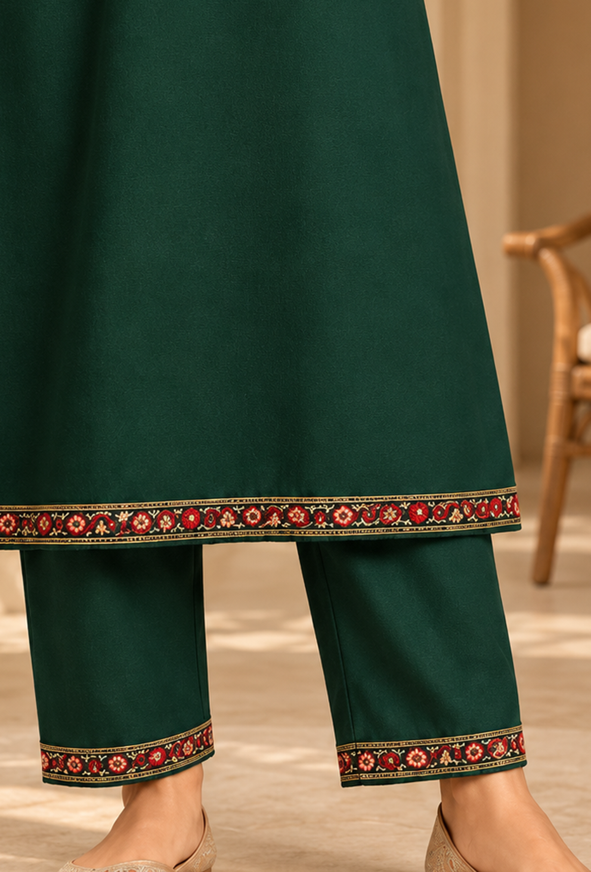 Set of 2: Jaismin Green Cashmilon Kashmiri Embroidered Lace Phiran & Pant Set パンツ M