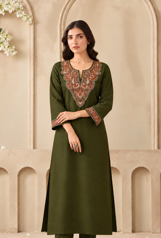 Olive Green Cashmilon Regal Paisley Embroidered Lace Phiran サイズ フリーサイズ