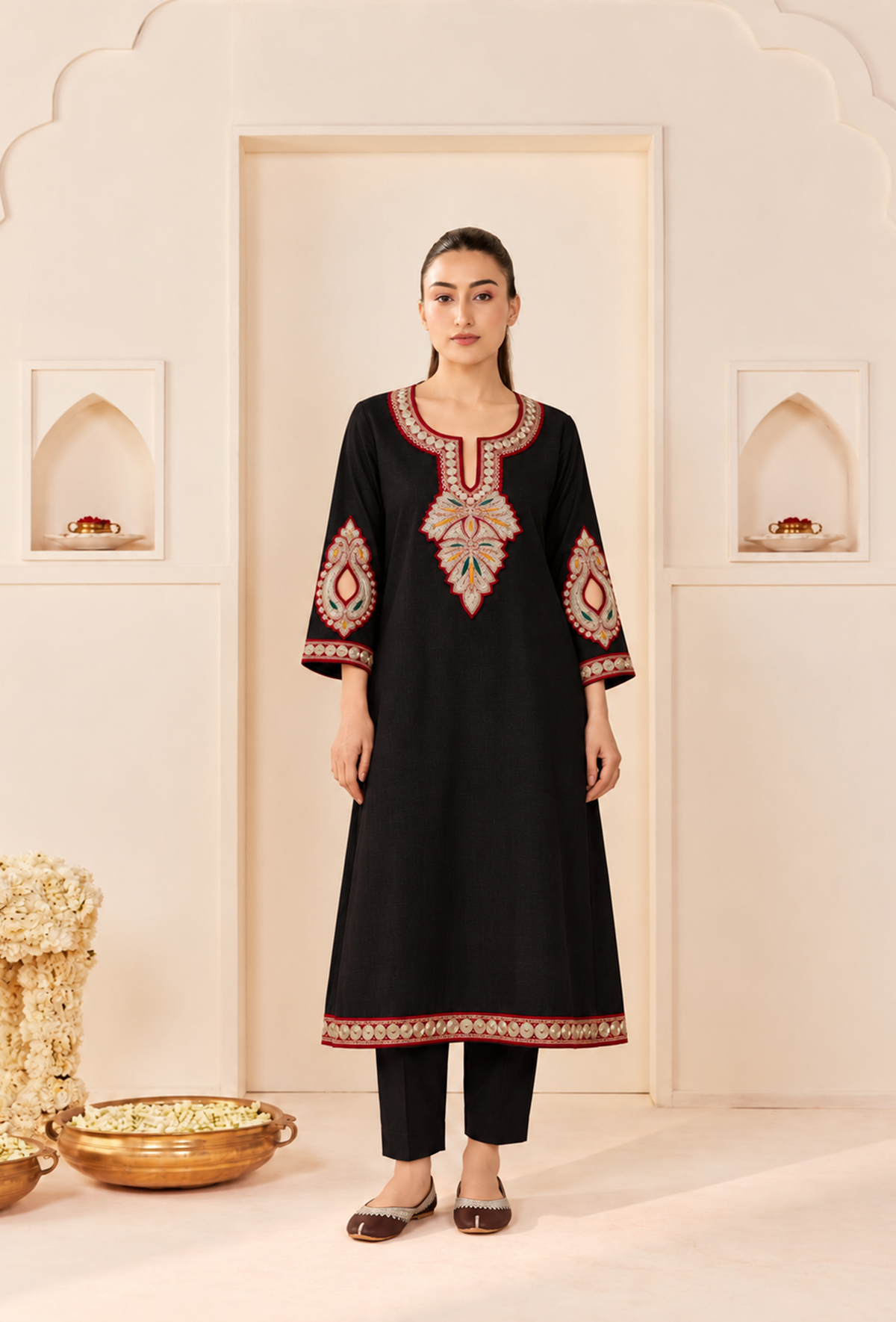 Set of 2: Black Elegance Cashmilon Kashmiri Embroidered Lace Phiran with Pants パンツ XS