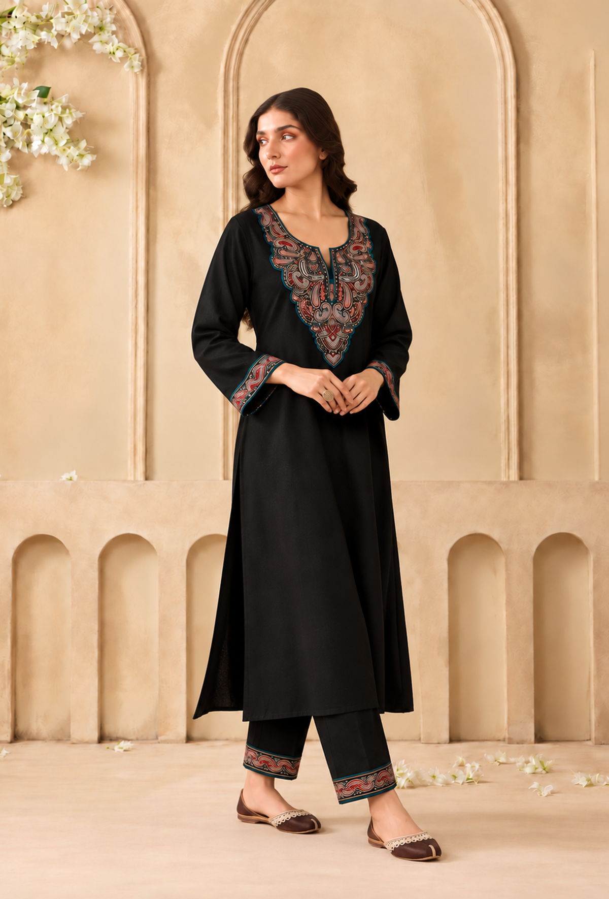 Set of 2: Midnight Teal Cashmilon Kashmiri Embroidered Lace Phiran with Pant パンツ M