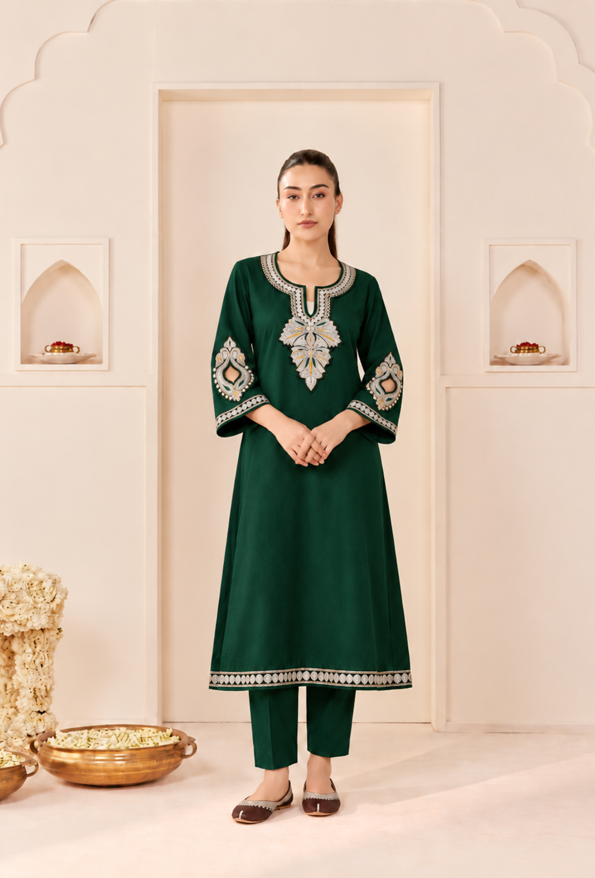 Set of 2: Emerald Grace Cashmilon Kashmiri Embroidered Lace Phiran with Pant パンツ XS
