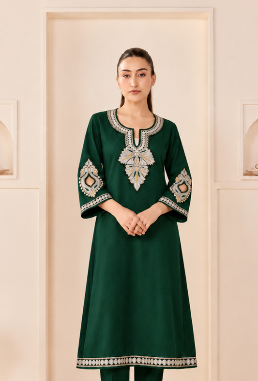Emerald Royale Cashmilon Kashmiri Embroidered Lace Phiran サイズ フリーサイズ