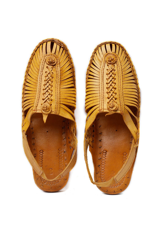 Fawn Brown Braided Pure Leather Kolhapuri Sandals - For Men サイズ EU41（UK7）