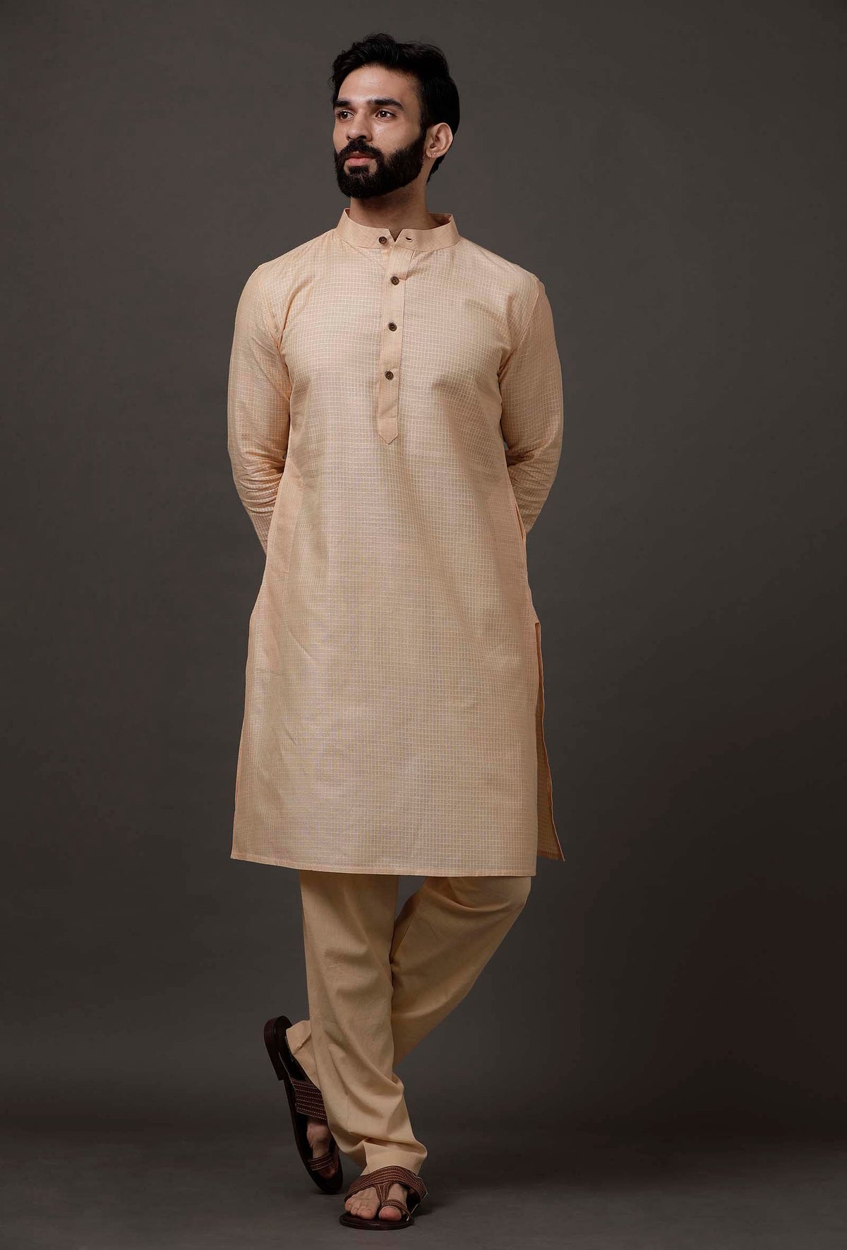 Set of 2: Beige Cotton Silk Check Kurta Pajama サイズ 44