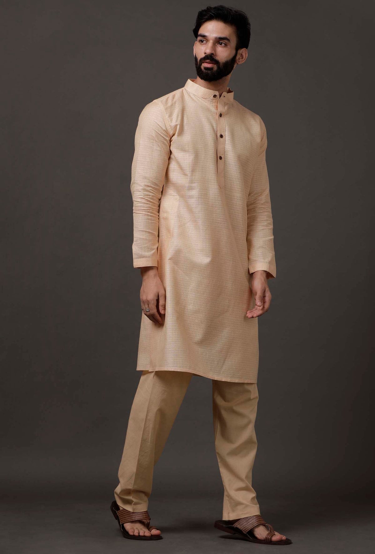 Set of 2: Beige Cotton Silk Check Kurta Pajama サイズ 44