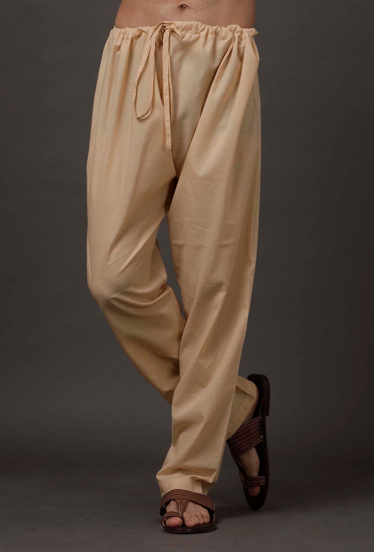 Set of 2: Beige Cotton Silk Check Kurta Pajama サイズ 44