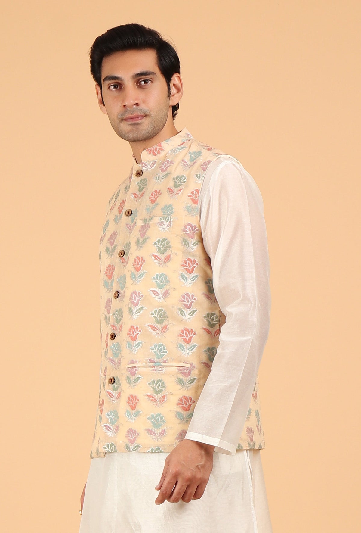 Posy Peach Brocade Sleeveless Nehru Jacket サイズ 44