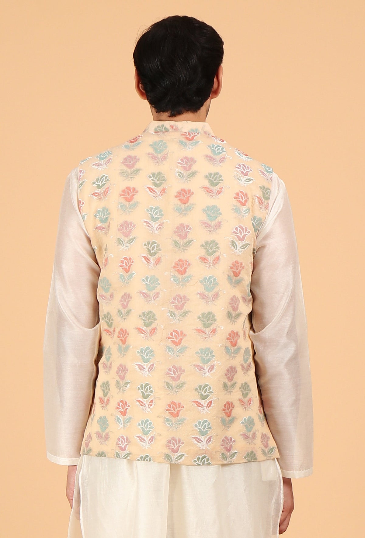 Posy Peach Brocade Sleeveless Nehru Jacket サイズ 44