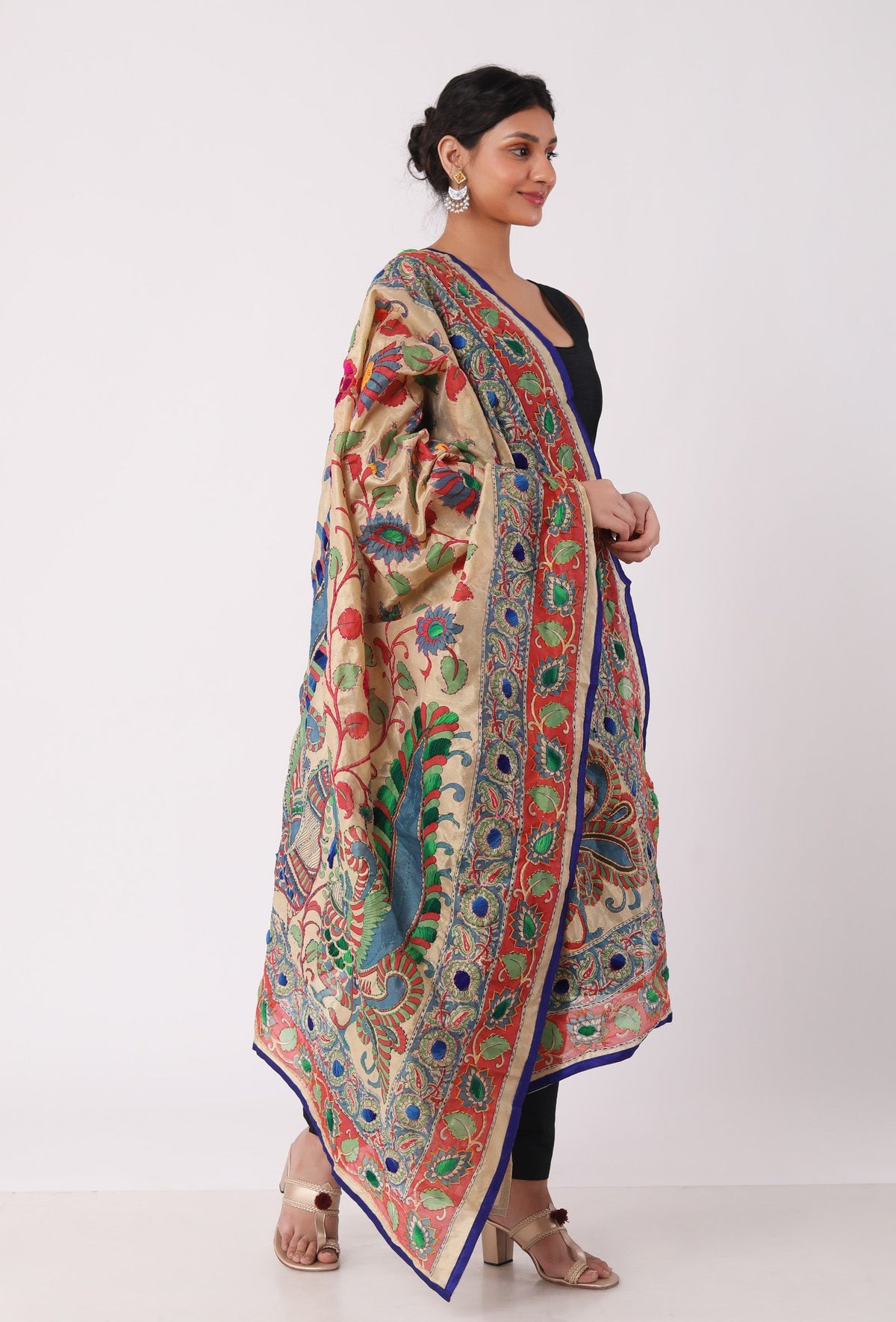 Tanvi Hand Embroidered Kantha Silk Dupatta
