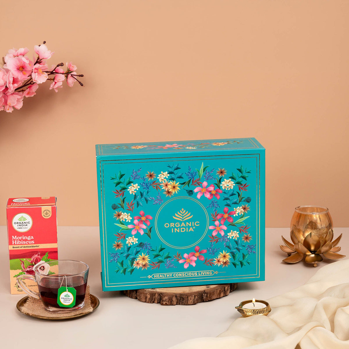 【Organic India】 Tea Wali Box｜ティーワリ ボックス（モリンガ ハイビスカス ティー＋陶器マグ＋キャンドルのギフトセット）