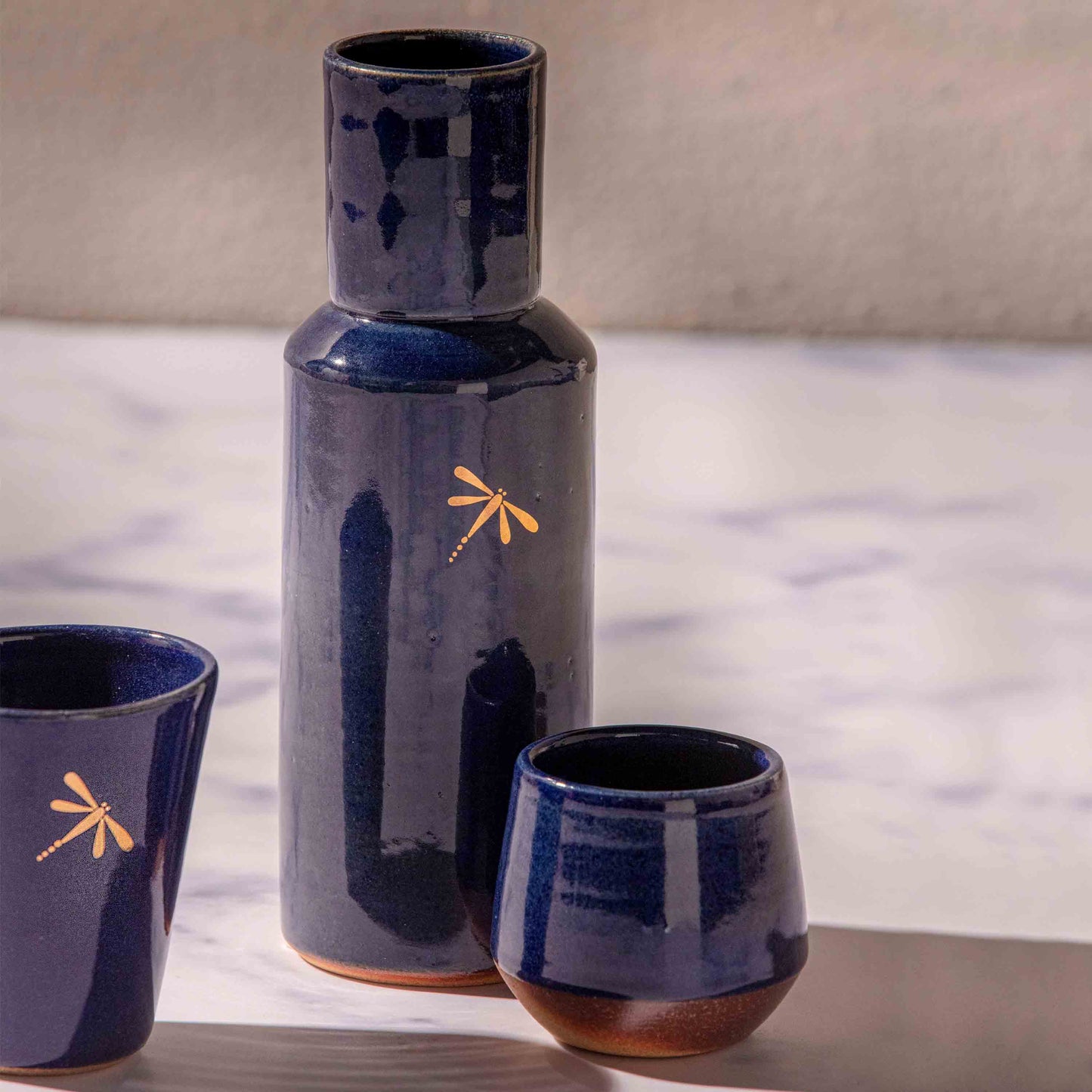 MEDIO AZUL BOTTLE 8.3(縦) x 8.3(横) x 25.3(高さ); 直径: 8.3