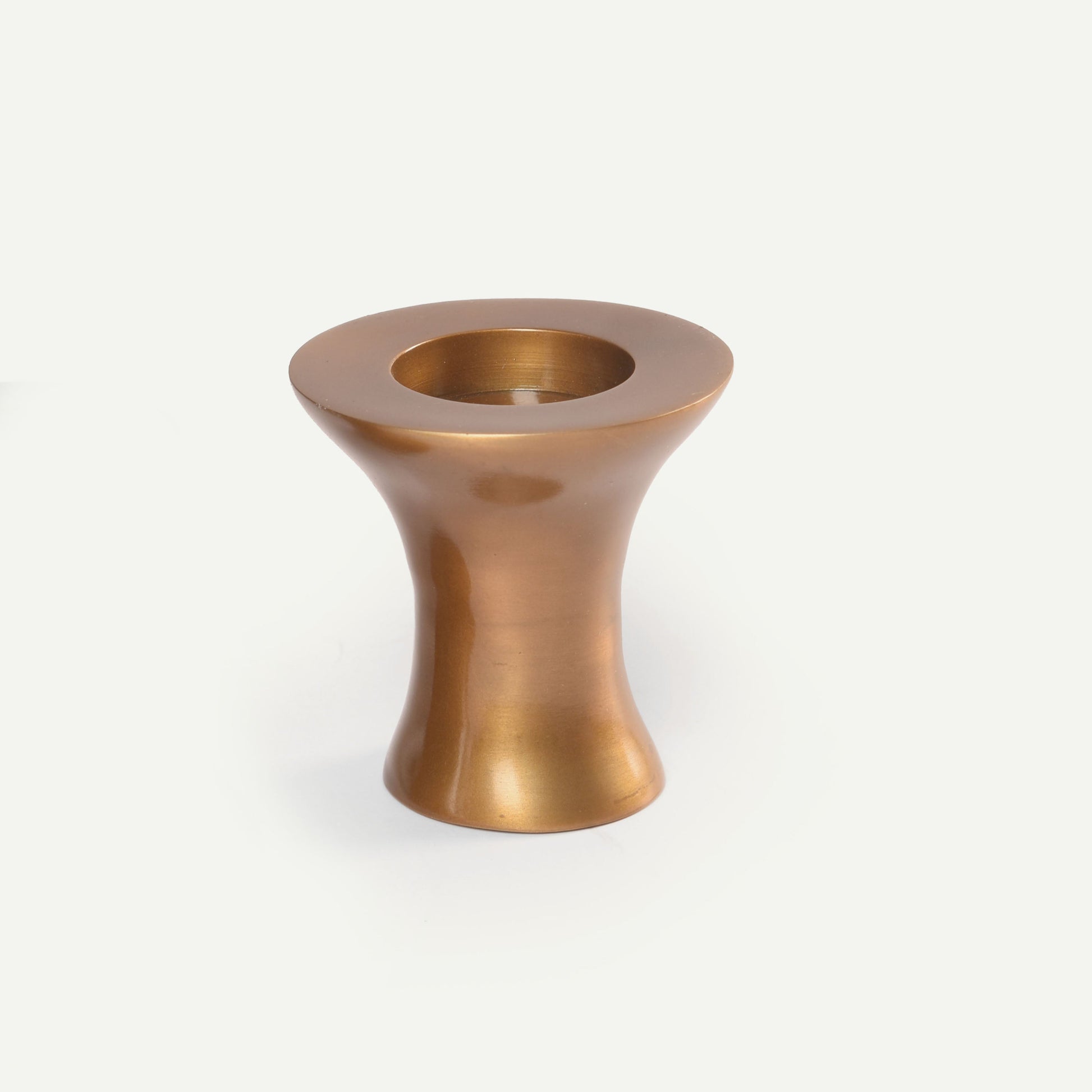 CONCAVE CANDLE HOLDER 長さ: 7.8、幅: 7.7、高さ: 7.8