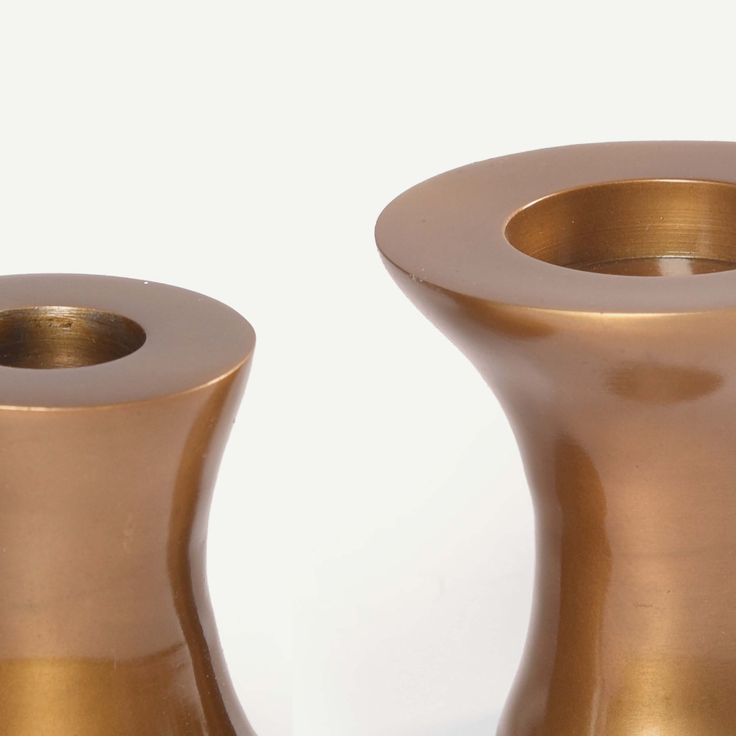 CONCAVE CANDLE HOLDER 長さ: 7.8、幅: 7.7、高さ: 7.8