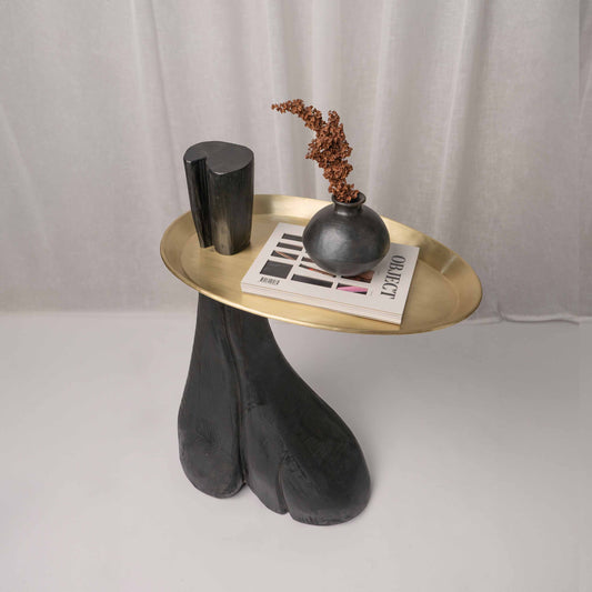 TRUNK END TABLE 40.5(L) x 33(B) x 71.1(H)
