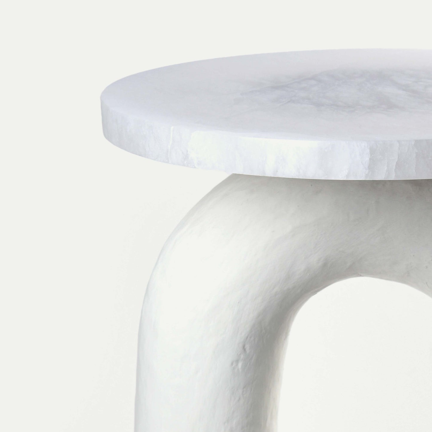 MINIMAL END TABLE 40.5(長さ) x 40.5(幅) x 50.5(高さ)