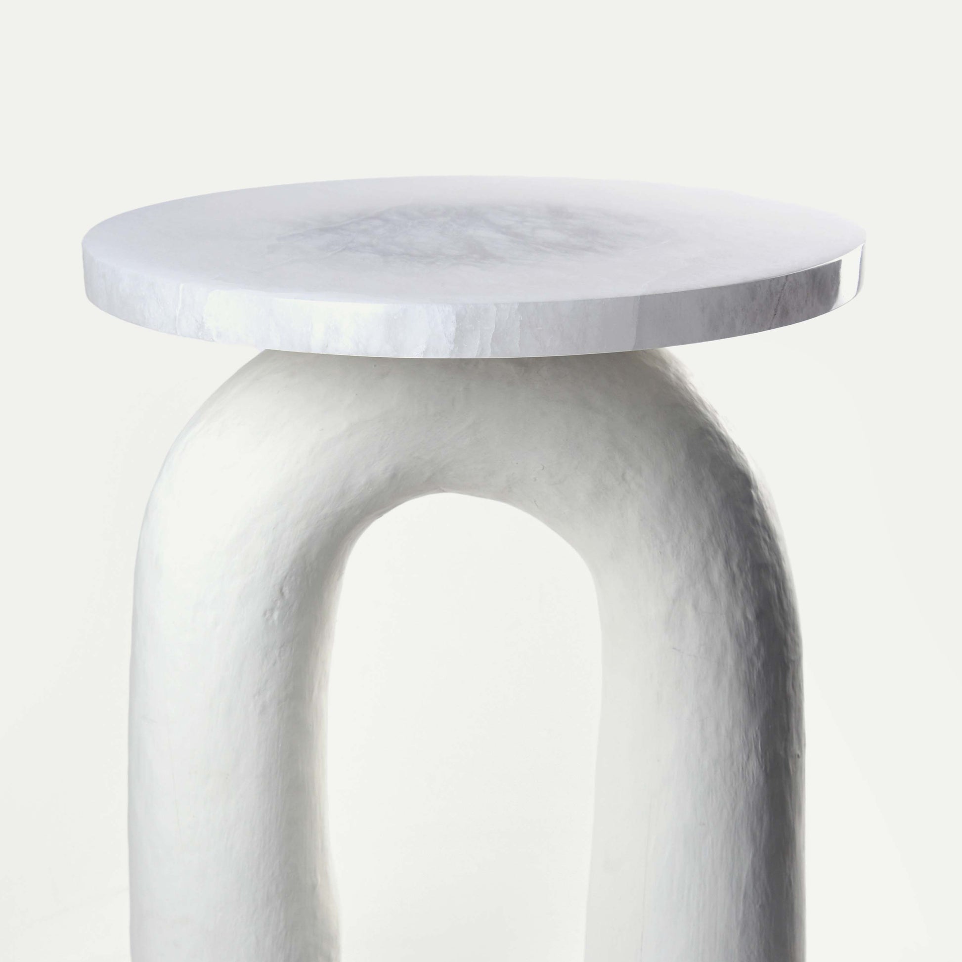 MINIMAL END TABLE 40.5(長さ) x 40.5(幅) x 50.5(高さ)